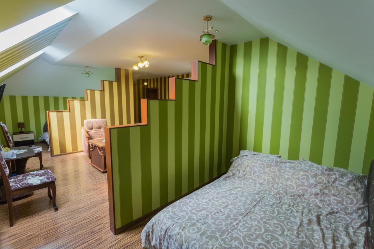 Sunrise Boutique hotel Berehove  Extérieur photo