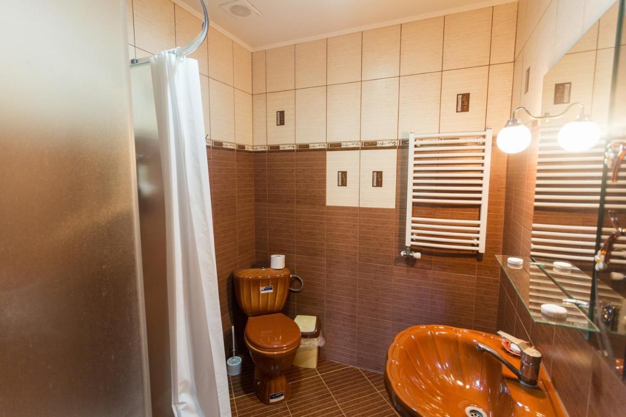 Sunrise Boutique hotel Berehove  Extérieur photo